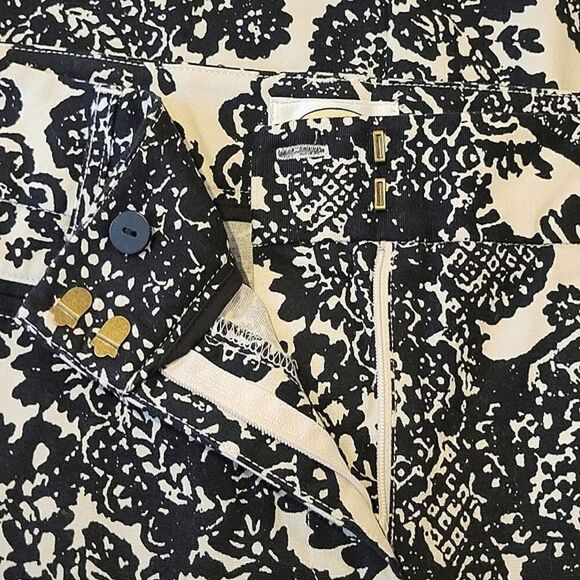 Talbots Black Damask Print Twill Pleated Stretch Skirt Size 12 NWOT - Picture 6 of 6